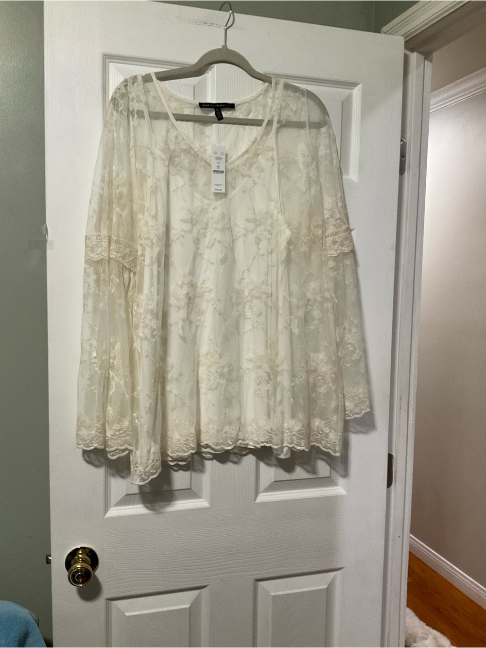 White House Black Market Ivory Lace Peasant Tunic